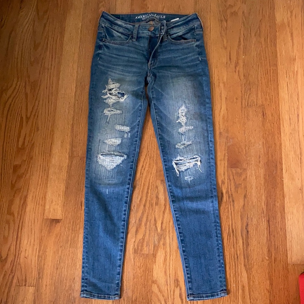American eagle jeggings ripped